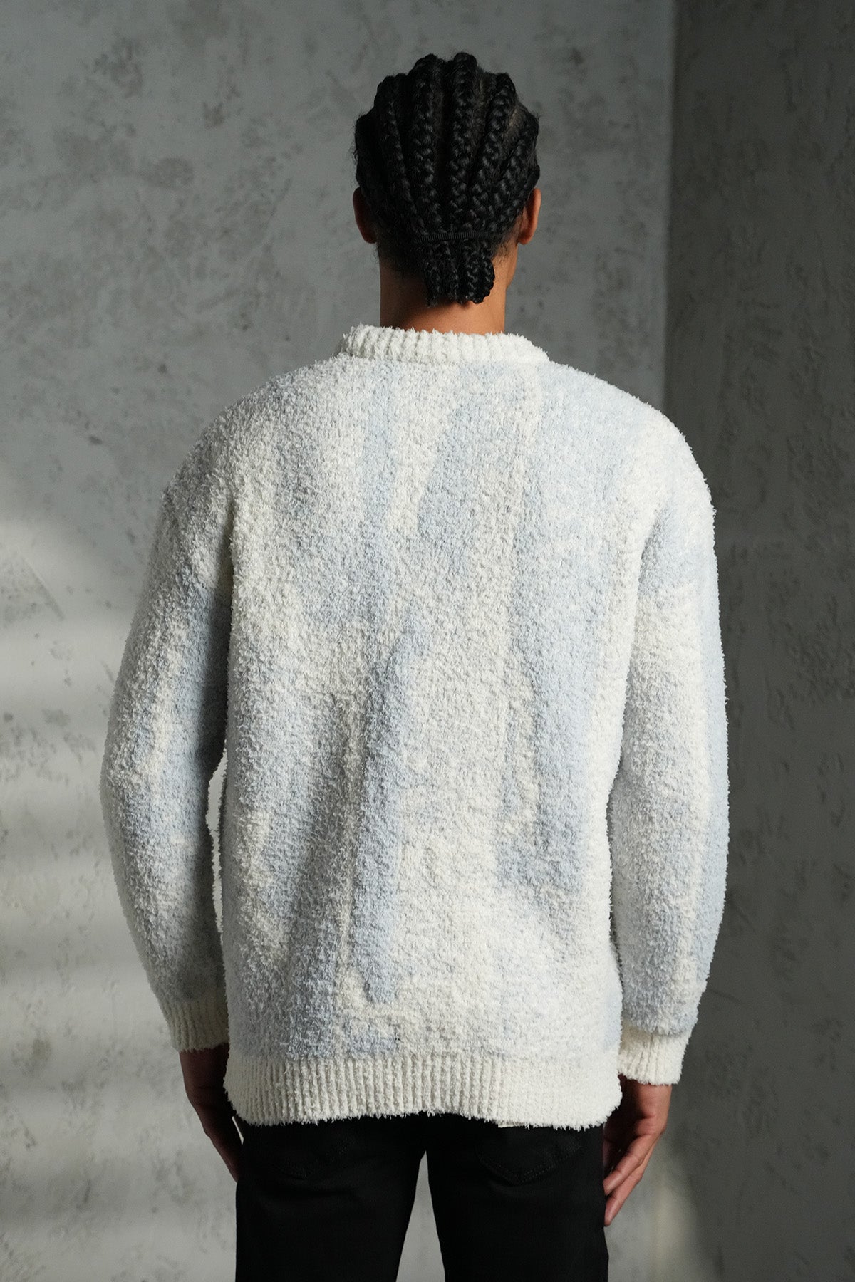PULL TEXTURÉ COUPE DÉCONTRACTÉE LL061007