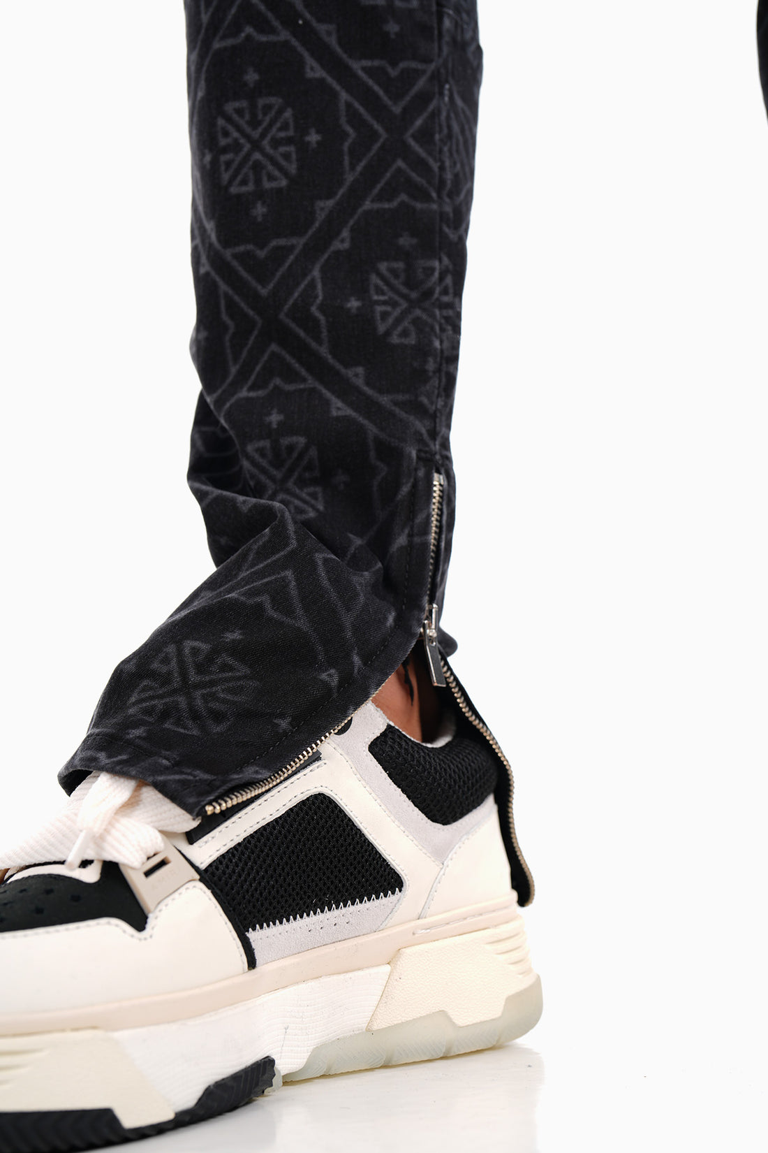 JEAN ZIPPED LL2000183