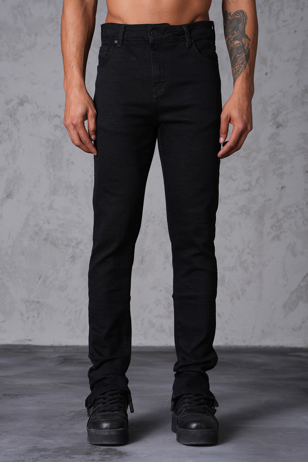 JEAN ZIPPED LL46-13 - BLACK