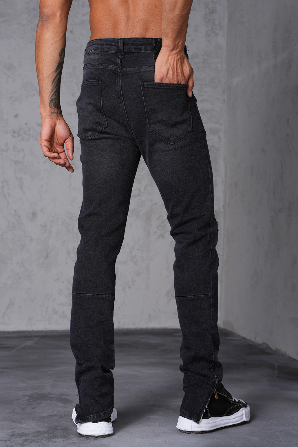 JEAN ZIPPED LL46-11 - BLACK