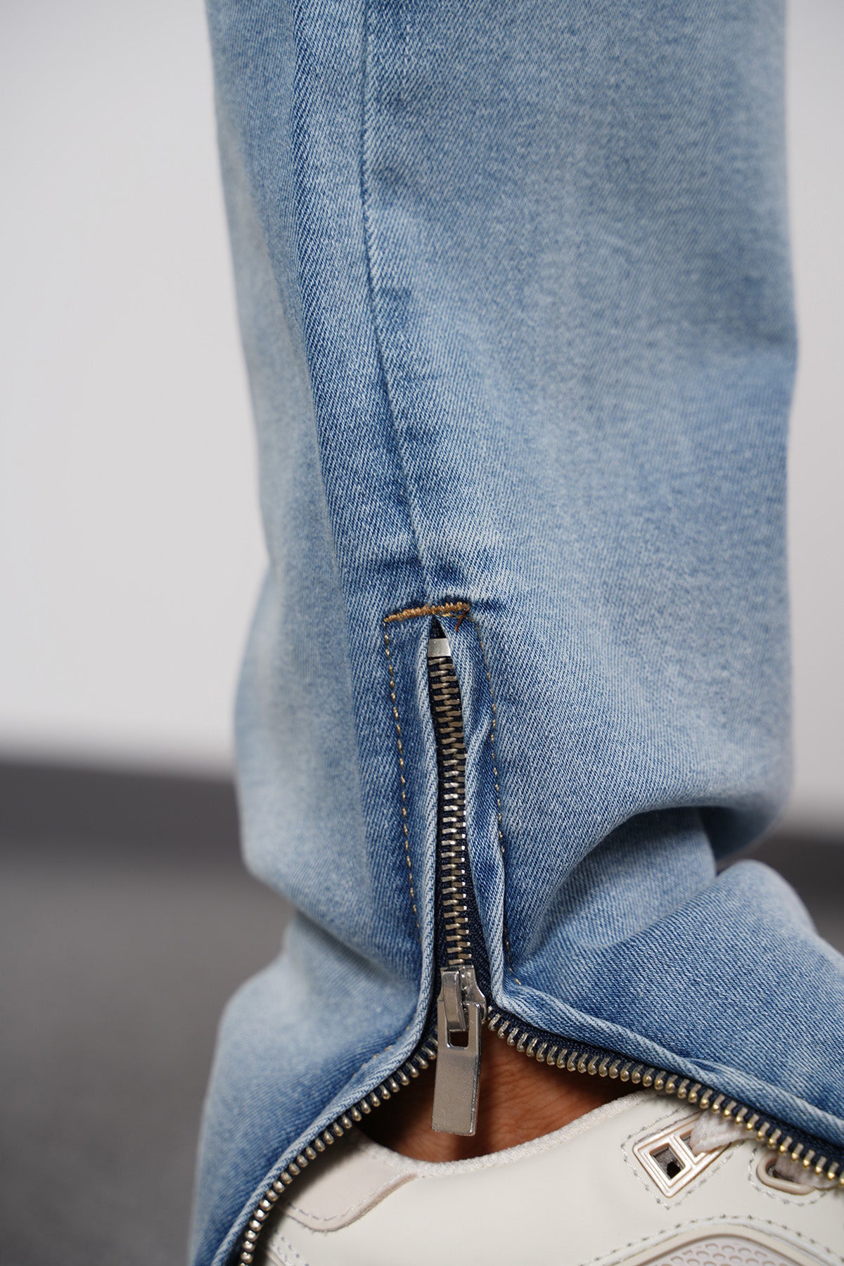 JEAN ZIPPED LL200087