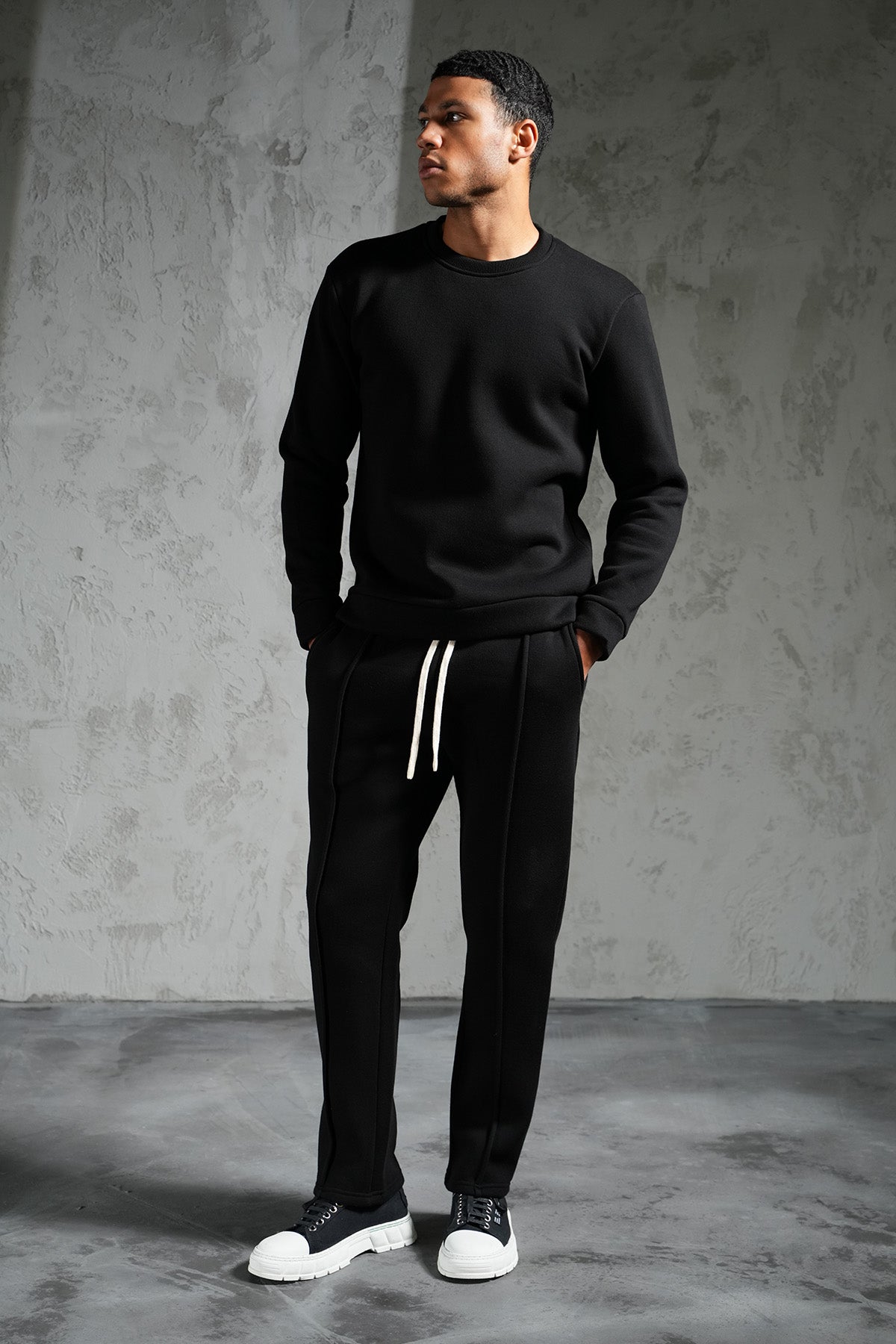 ENSEMBLE LL110049