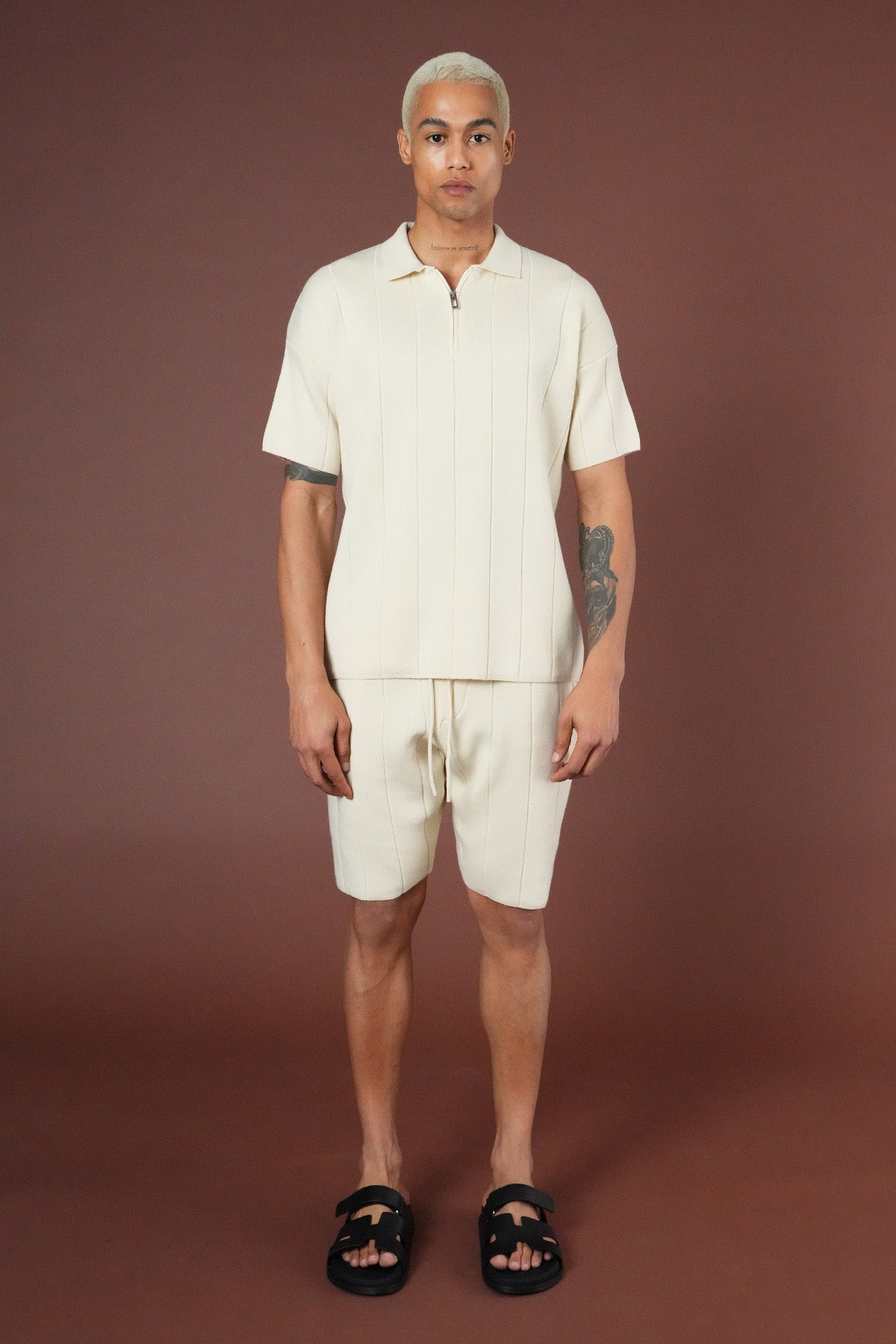 Ensemble tricot t-shirt et short LL061054