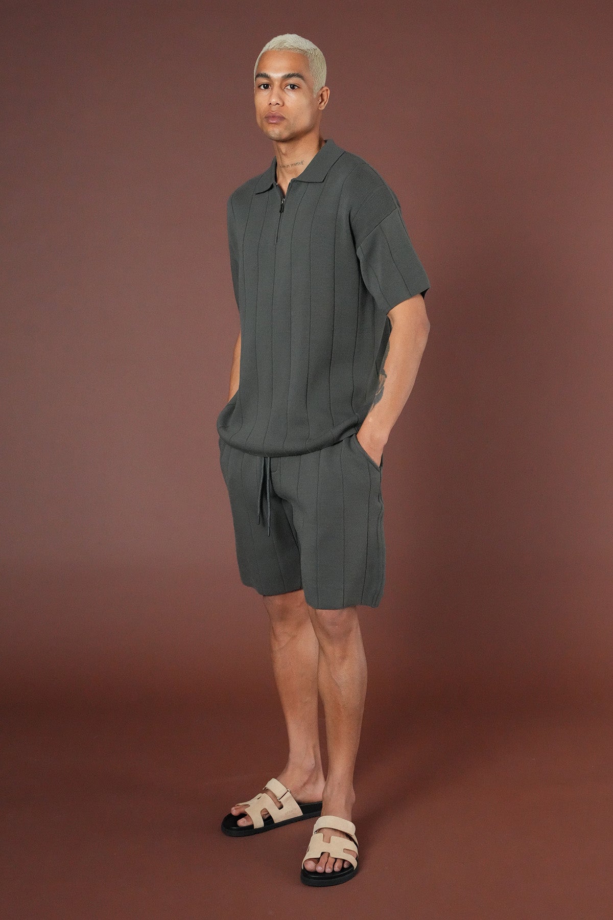 Ensemble tricot t-shirt et short LL061054
