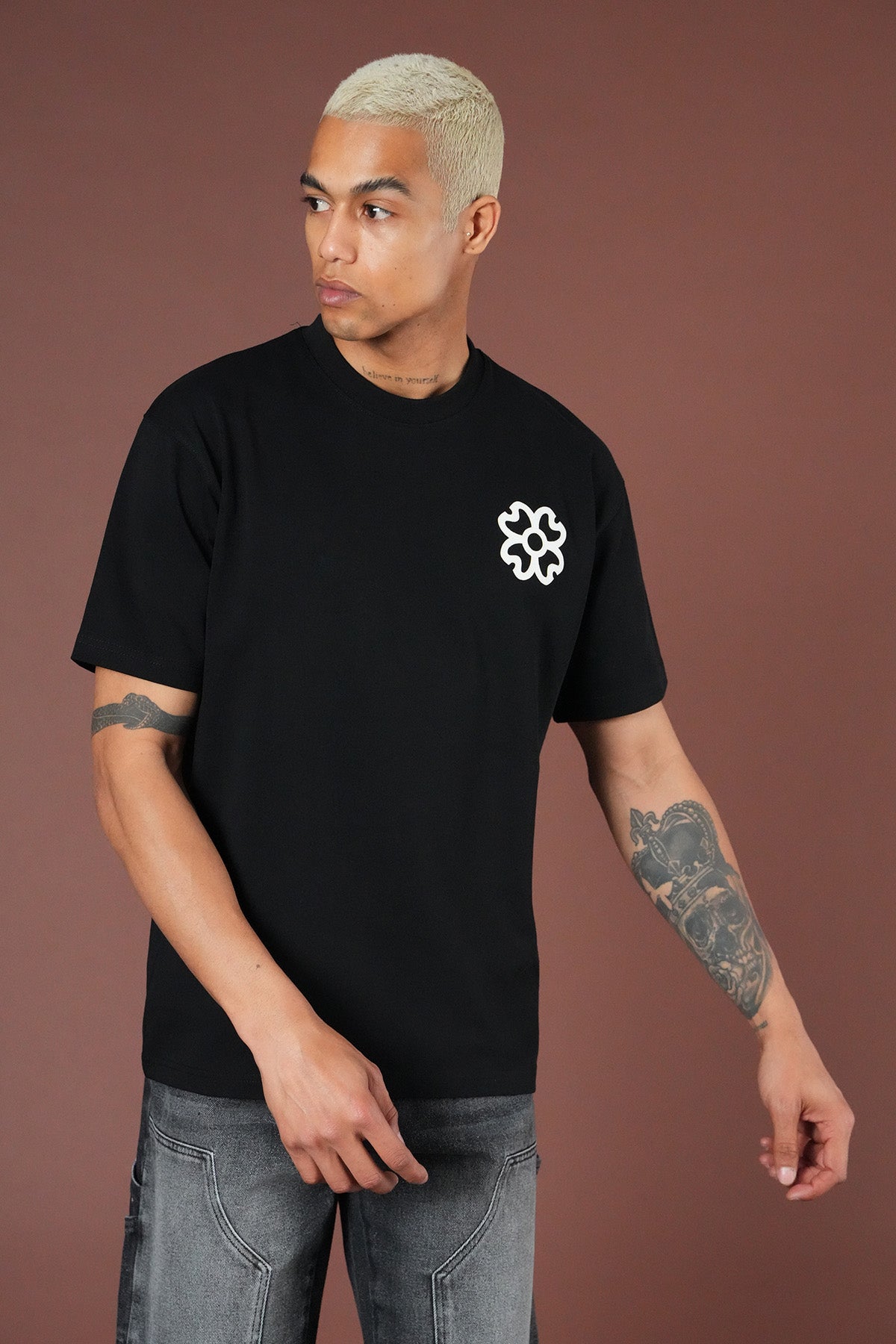 T-shirt homme avec applique fleur devant et dos LL1100161
